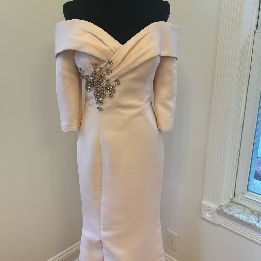 Elegant Off-Shoulder Cream Dress